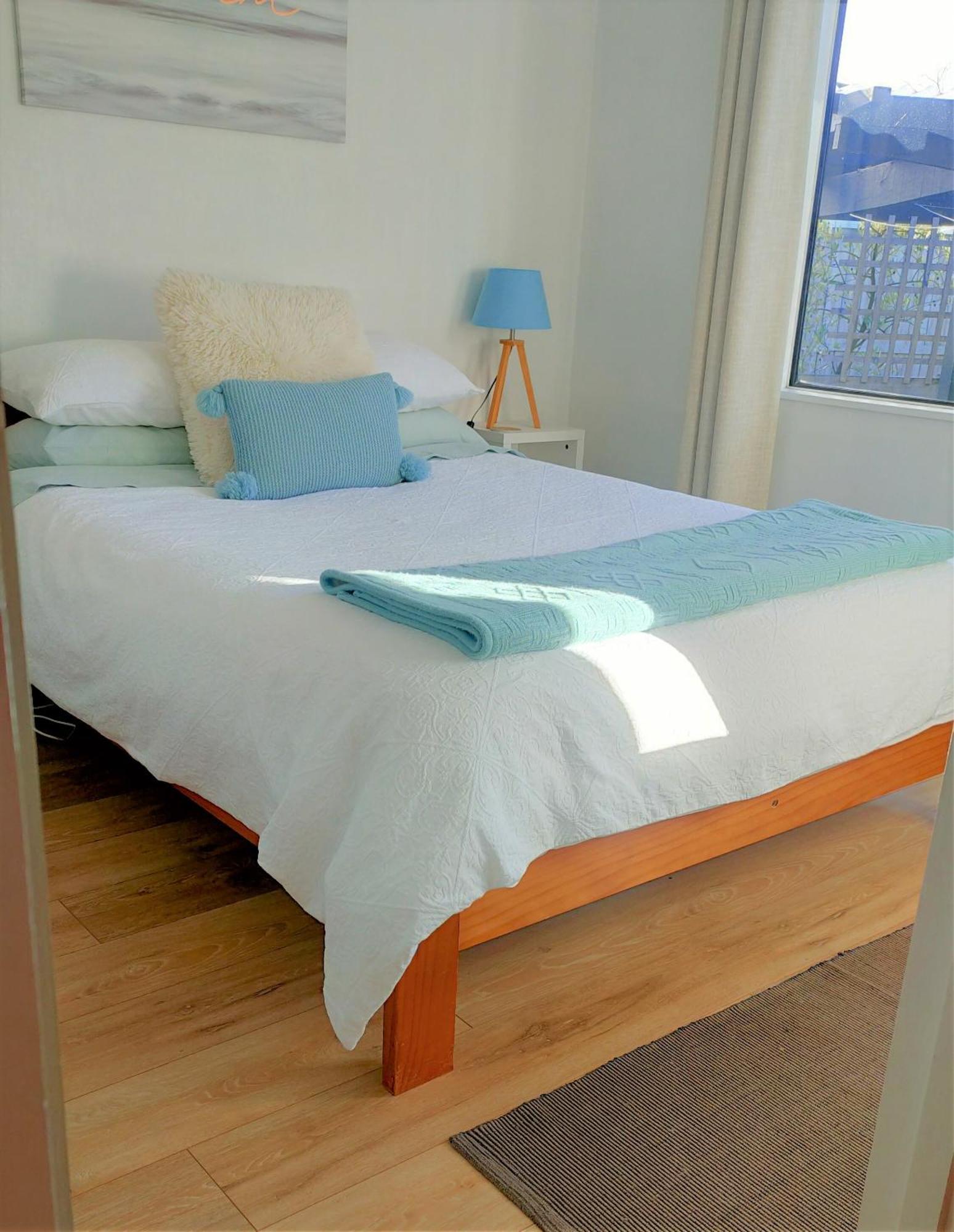Tui Cottage Martinborough Esterno foto