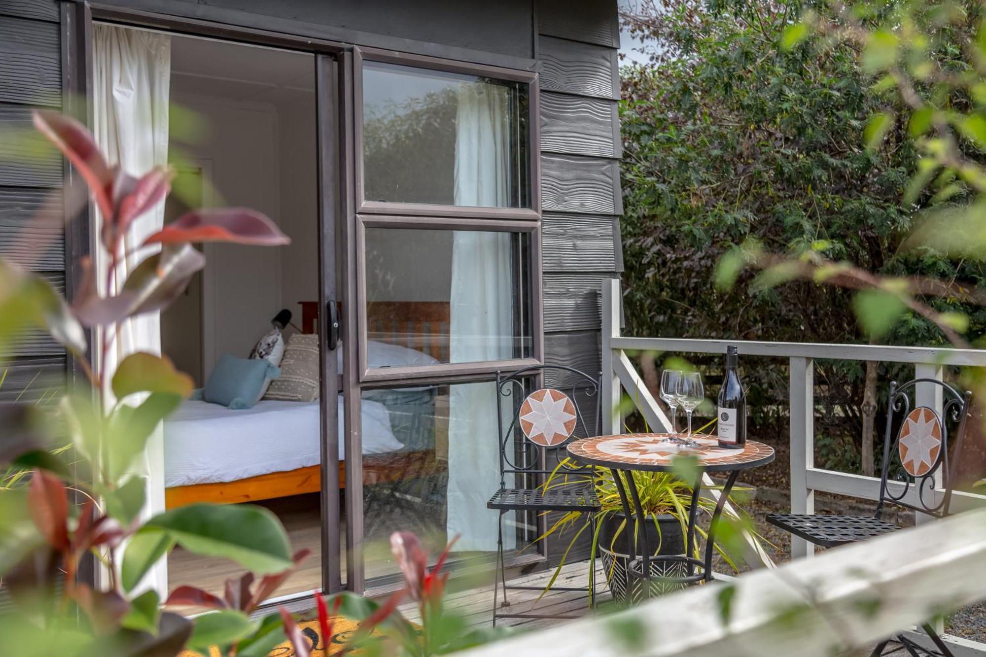 Tui Cottage Martinborough Esterno foto