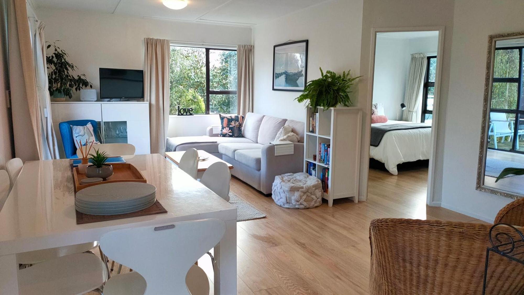 Tui Cottage Martinborough Esterno foto
